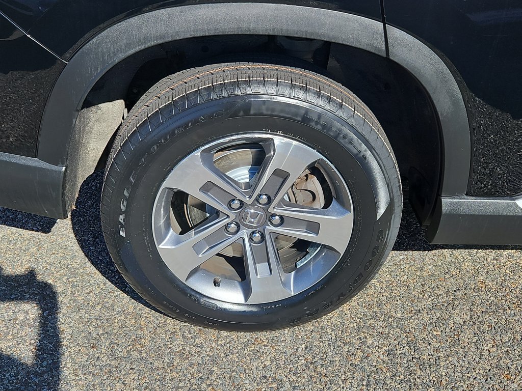 Certified 2025 Honda Pilot EX-L image 9