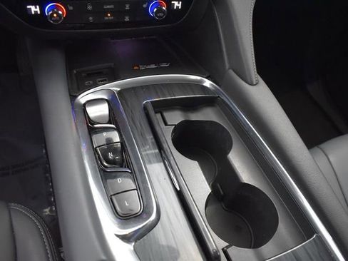 Used 2023 Buick Enclave Essence w/ Experience Buick Package image 31