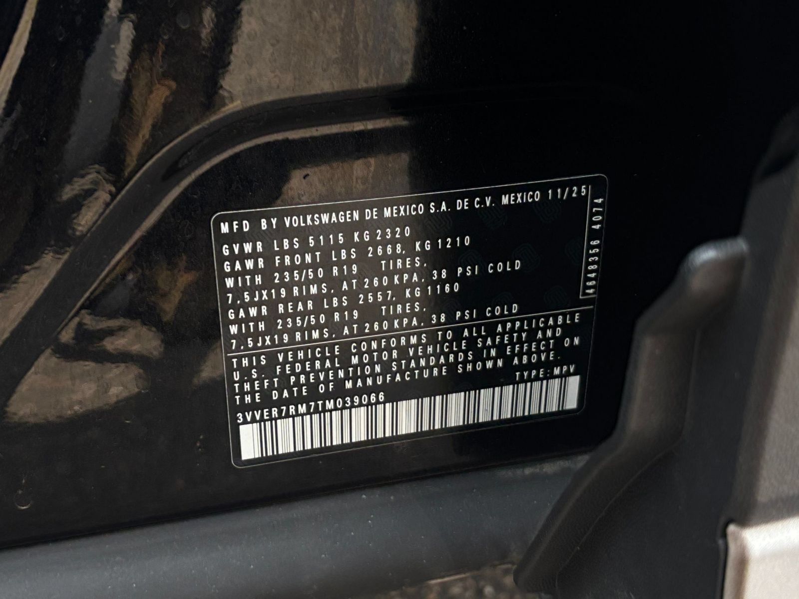Used 2026 Volkswagen Tiguan SE AWD/4WD image 28