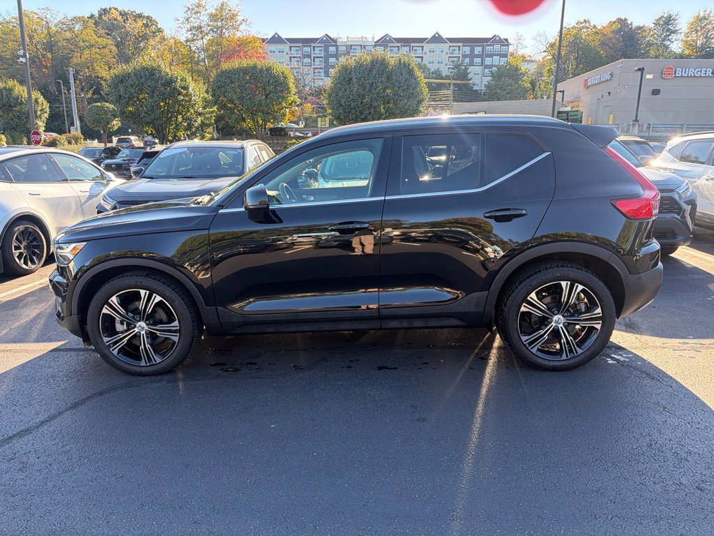Used 2021 Volvo XC40 T5 Inscription w/ Advanced Package AWD/4WD image 3