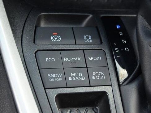 Used 2025 Toyota RAV4 LE image 16