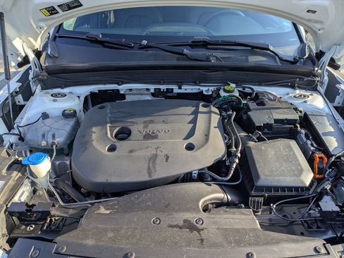Used 2023 Volvo XC40 B4 Ultimate FWD image 40