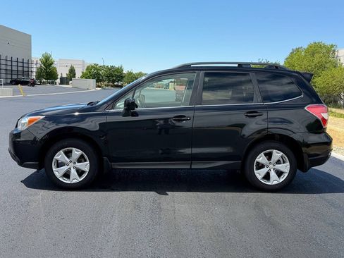 Used 2016 Subaru Forester 2.5i Limited AWD/4WD image 8