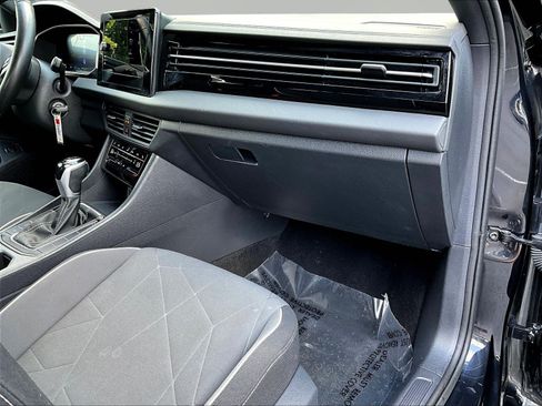 Used 2025 Volkswagen Jetta Sport FWD image 25