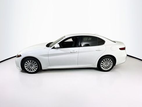 Used 2022 Alfa Romeo Giulia Sprint AWD/4WD image 8