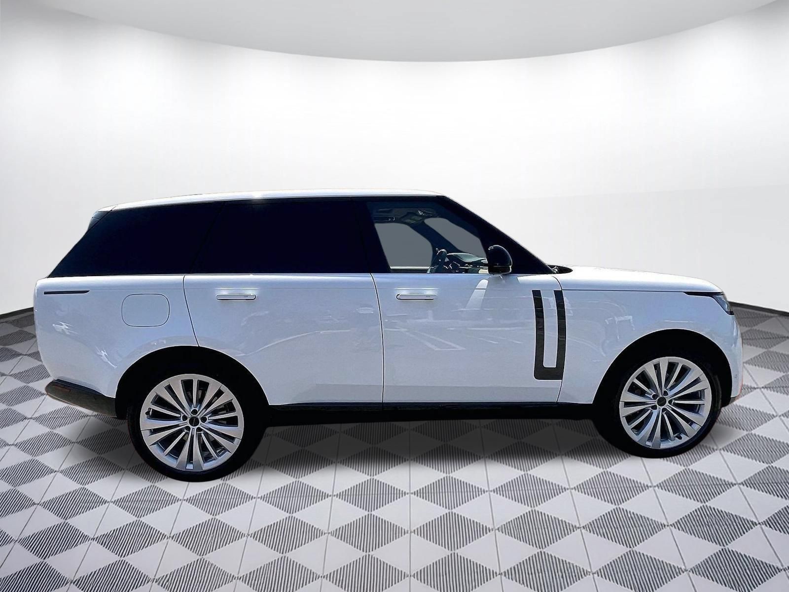 New 2026 Land Rover Range Rover SE AWD/4WD image 6