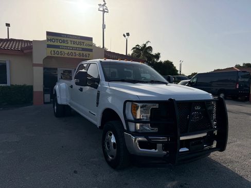 Used 2017 Ford F350 XL w/ Power Equipment Group AWD/4WD image 7