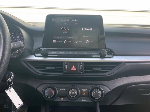 Used 2024 Kia Forte LXS image 37