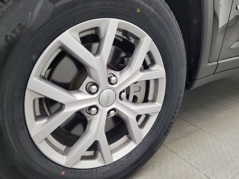 Used 2022 Jeep Grand Cherokee L Limited image 31