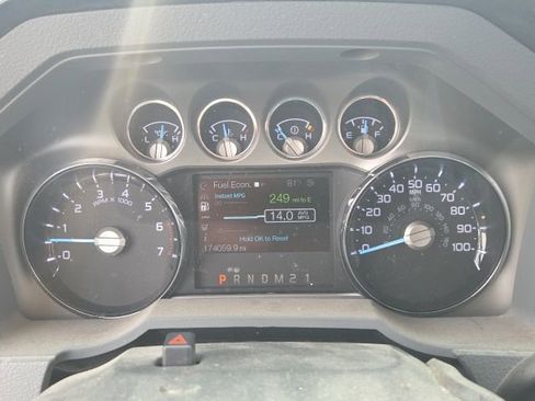 Used 2016 Ford F250 XLT w/ XLT Value Package AWD/4WD image 38