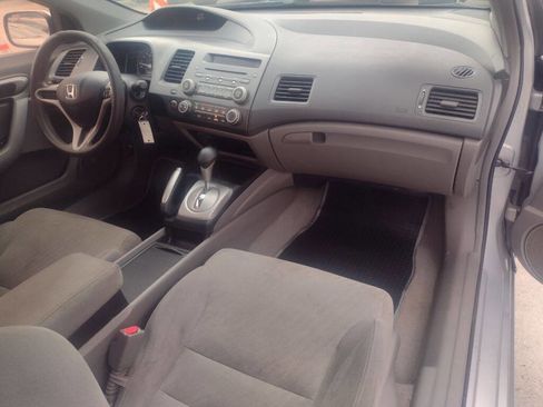 Used 2010 Honda Civic LX image 11