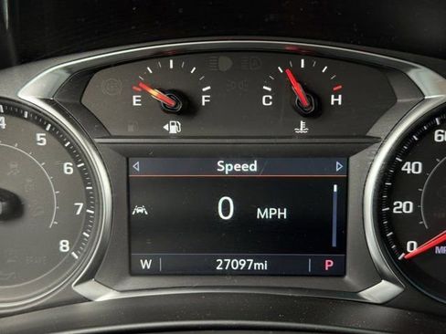 Used 2024 Chevrolet Equinox RS FWD image 17