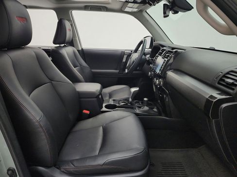 Used 2022 Toyota 4Runner TRD Off-Road Premium image 19