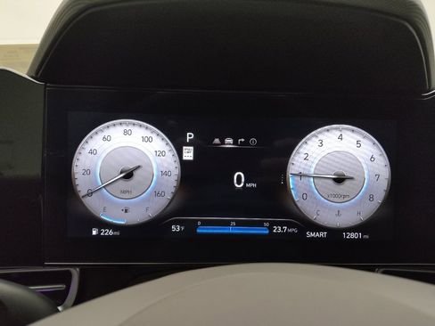 Used 2024 Hyundai Elantra SEL w/ Convenience Package image 23