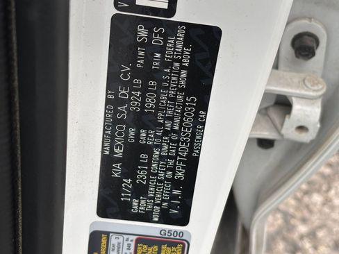 Used 2025 Kia K4 FWD image 25