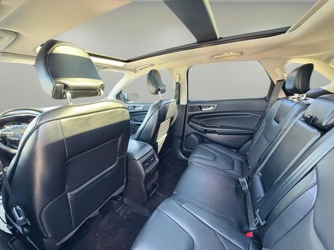 Used 2017 Ford Edge Titanium w/ Equipment Group 301A image 27
