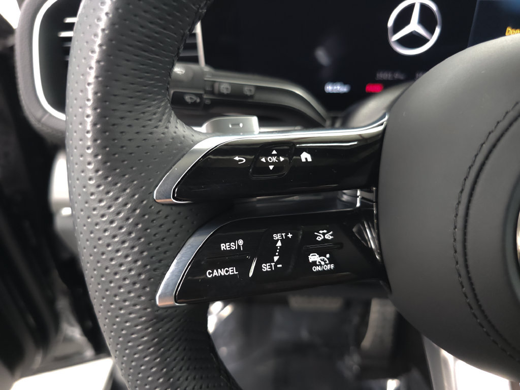 Certified 2026 Mercedes-Benz GLS 450 4MATIC image 11