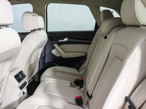 Used 2022 Audi Q5 2.0T Premium Plus w/ Premium Plus Package image 19