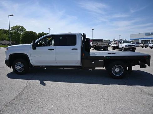 Used 2025 Chevrolet Silverado 3500 W/T w/ WT Convenience Package AWD/4WD image 5