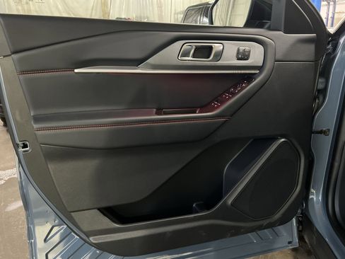 New 2026 Ford Explorer ST-Line w/ ST-Line Street Pack image 14