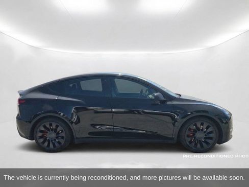 Used 2021 Tesla Model Y Performance AWD/4WD image 4
