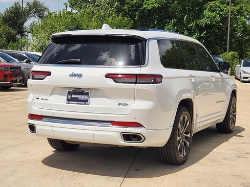 Used 2023 Jeep Grand Cherokee L Overland AWD/4WD image 9