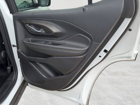 Certified 2023 GMC Terrain SLT AWD/4WD image 18