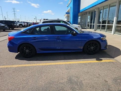 Used 2024 Honda Civic Sport image 2