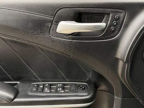 Used 2020 Dodge Charger Scat Pack image 25