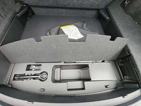 Used 2021 Lexus UX 250h w/ Luxury Package image 26