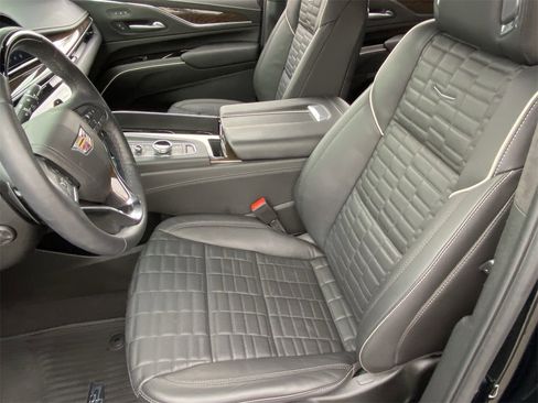 Certified 2024 Cadillac Escalade ESV Sport Platinum w/ LPO, ONYX Package image 20