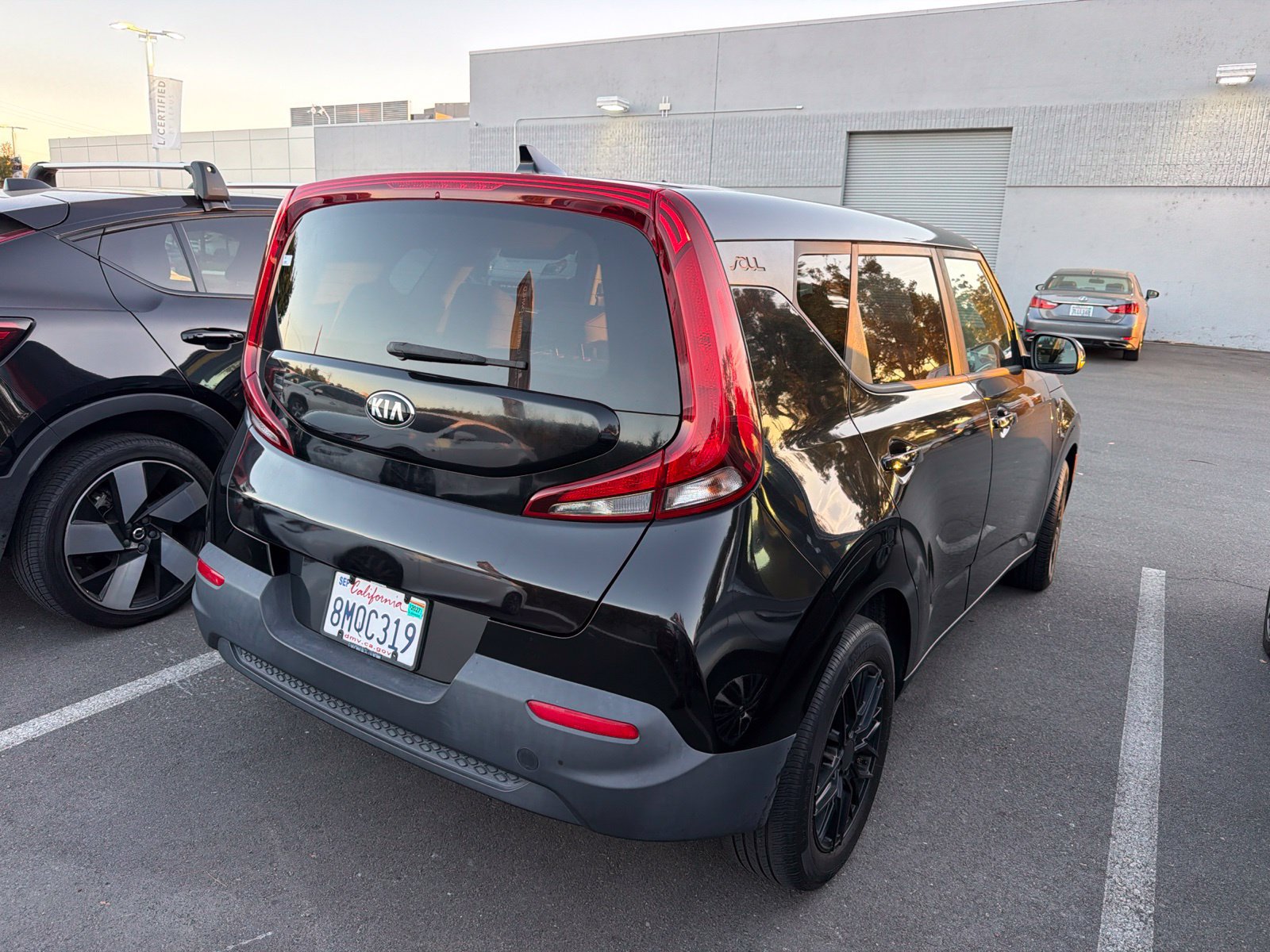 Used 2020 Kia Soul LX FWD image 3