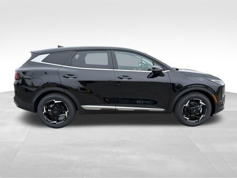 New 2026 Kia Sportage EX FWD image 8