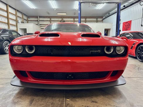 Used 2023 Dodge Challenger SRT Hellcat image 2