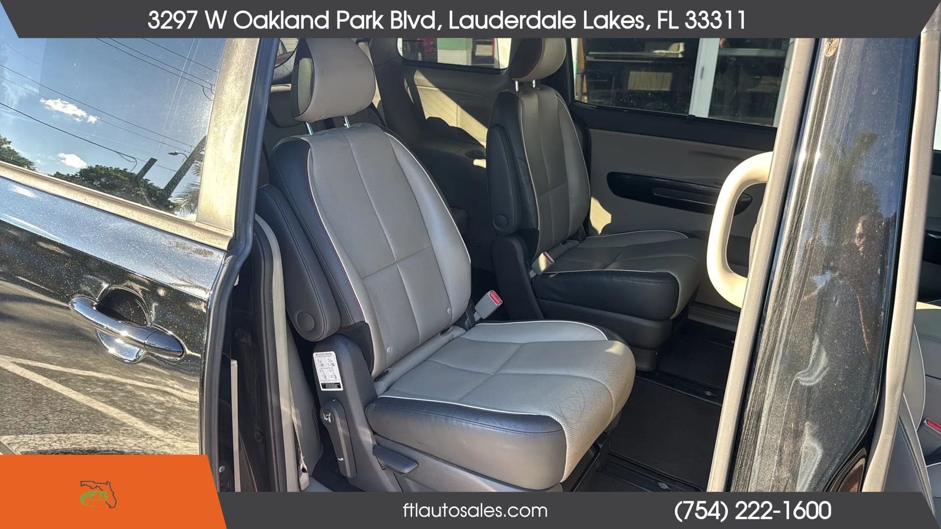 Used 2016 Kia Sedona SX FWD image 30