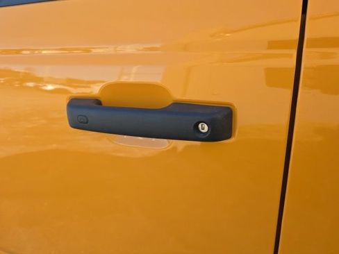 Used 2021 Ford Bronco Badlands image 13