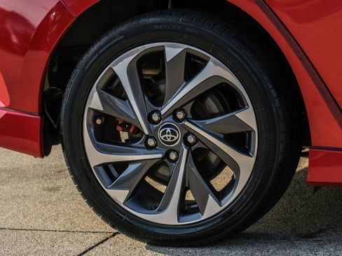 Used 2018 Toyota Corolla iM FWD image 51