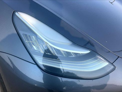 Used 2018 Tesla Model 3 Long Range AWD/4WD image 28