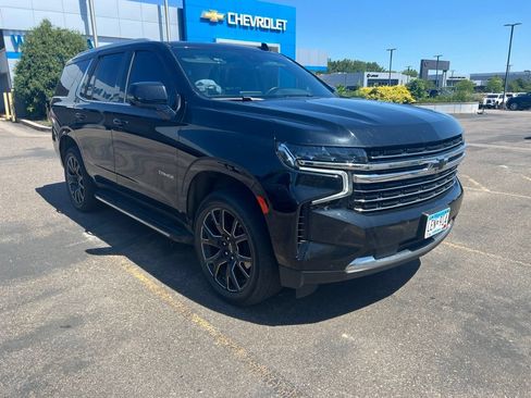 Used 2023 Chevrolet Tahoe LT w/ LT Signature Package AWD/4WD image 11