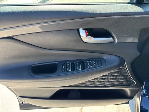 Used 2023 Hyundai Santa Fe SEL image 18