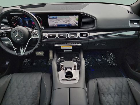 New 2026 Mercedes-Benz Maybach GLS 600 4MATIC image 13