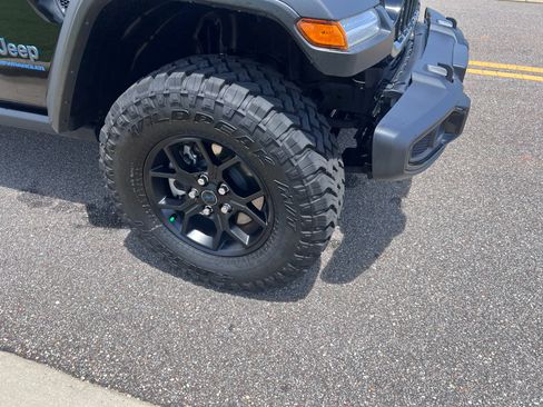 Certified 2025 Jeep Wrangler Unlimited Sport S 4xe AWD/4WD image 10