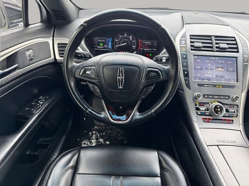 Used 2020 Lincoln MKZ Hybrid image 20