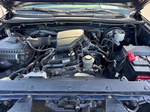 Used 2013 Toyota Tacoma 2WD Access Cab w/ SR5 Pkg image 16