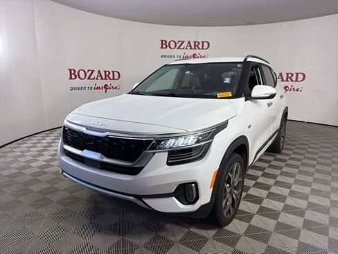 Used 2023 Kia Seltos SX AWD/4WD image 4