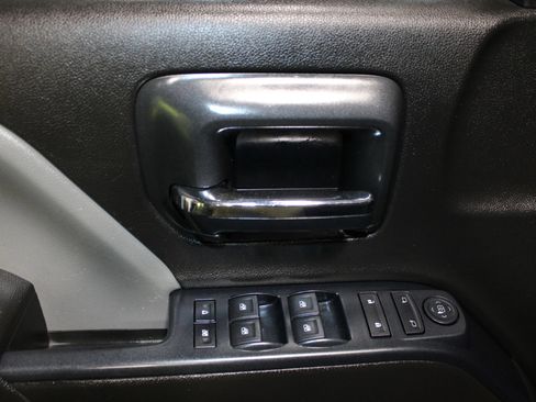 Used 2018 Chevrolet Silverado 2500 W/T w/ WT Convenience Package RWD image 11