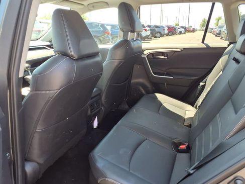 Used 2021 Toyota RAV4 XLE Premium AWD/4WD image 25