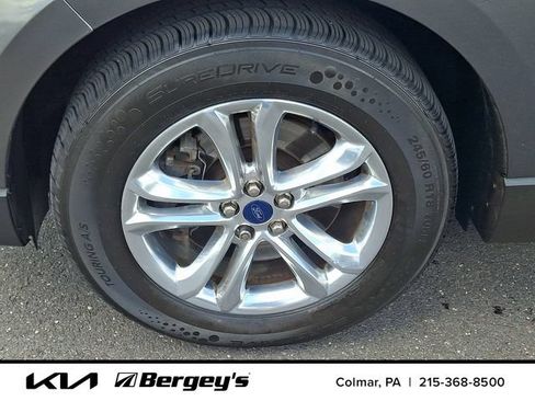 Used 2017 Ford Edge SEL w/ Equipment Group 201A AWD/4WD image 10