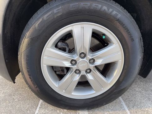 Used 2019 Chevrolet Trax LS image 35