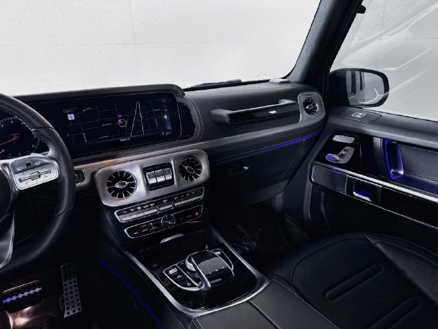 Used 2023 Mercedes-Benz G 550 image 26